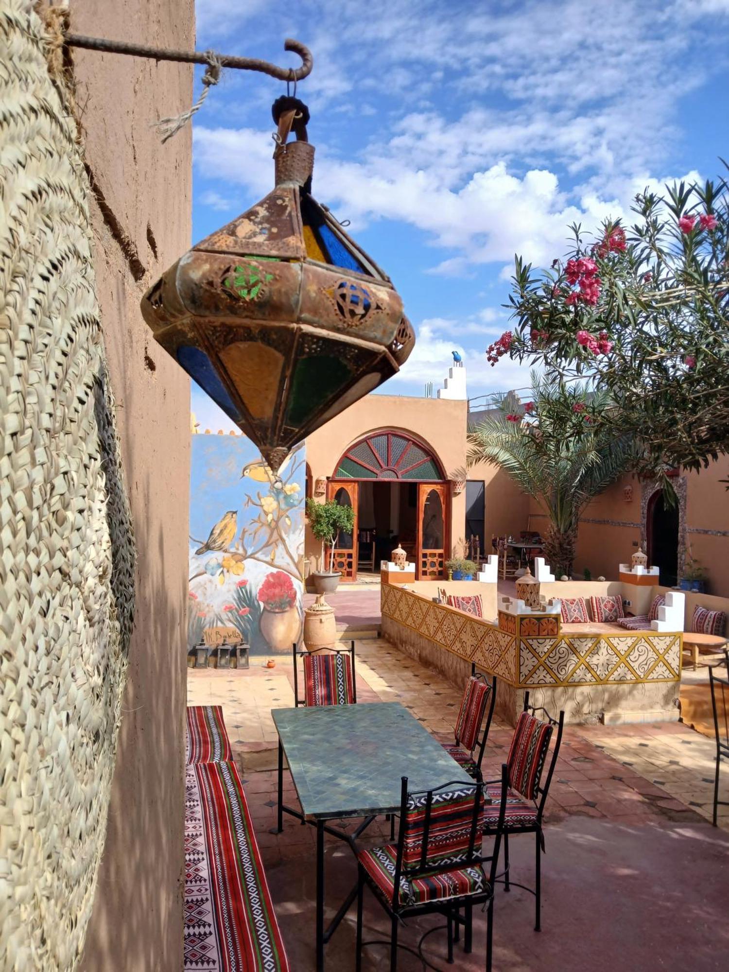 Hotel Dar M'Hamid El Ghizlane Exterior foto