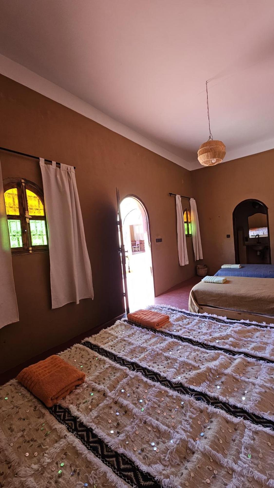 Hotel Dar M'Hamid El Ghizlane Exterior foto