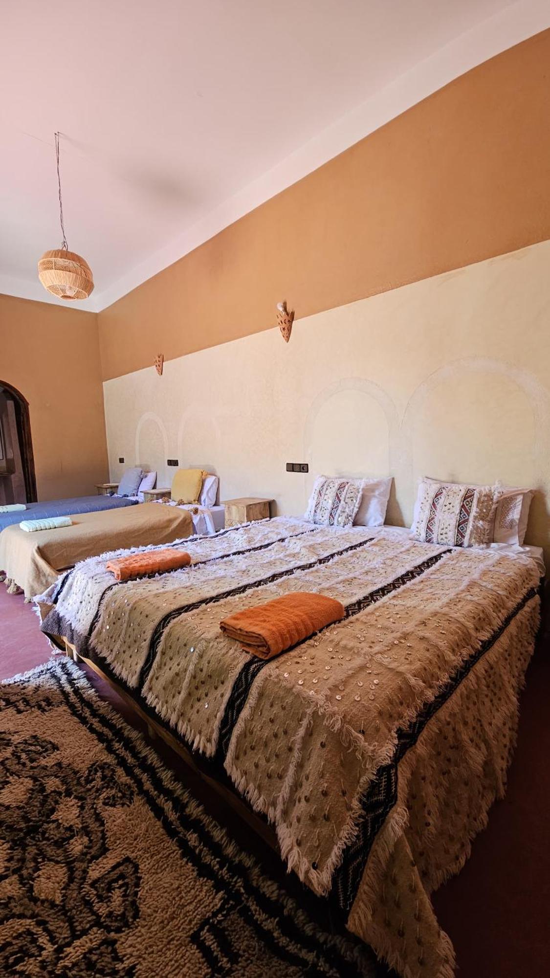 Hotel Dar M'Hamid El Ghizlane Exterior foto