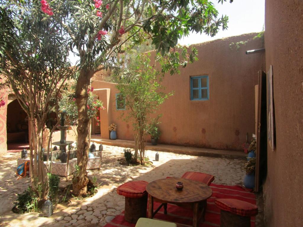 Hotel Dar M'Hamid El Ghizlane Exterior foto